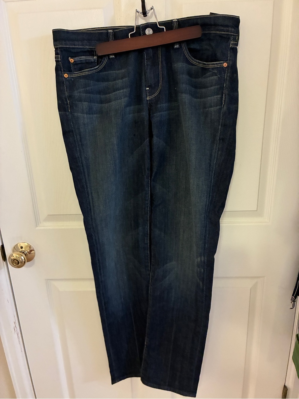 Classic Dark Wash Women’s Jeans - Dark Blue